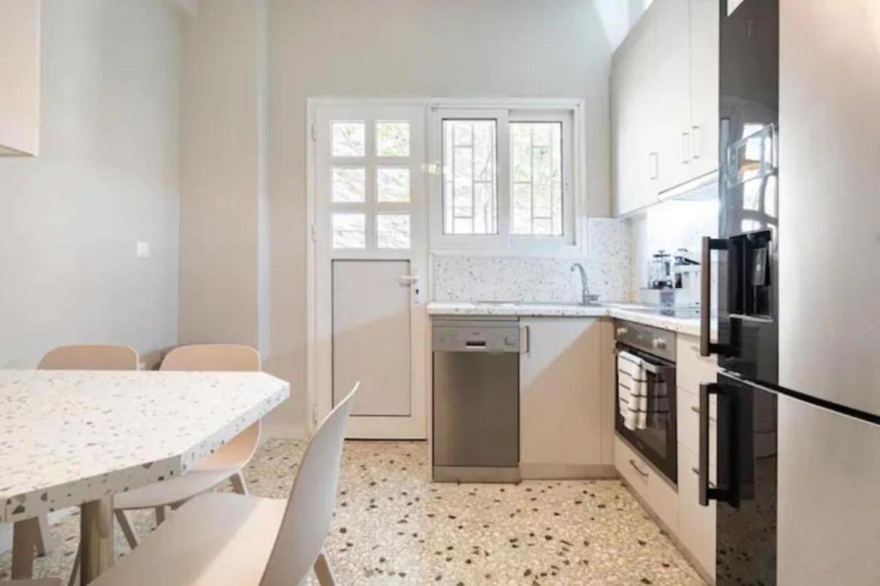 אתונה Flisvos Marina Refurbished Apartment מראה חיצוני תמונה